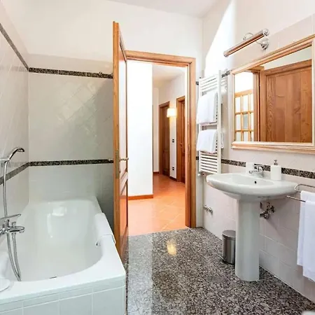 Olearum Apartment *